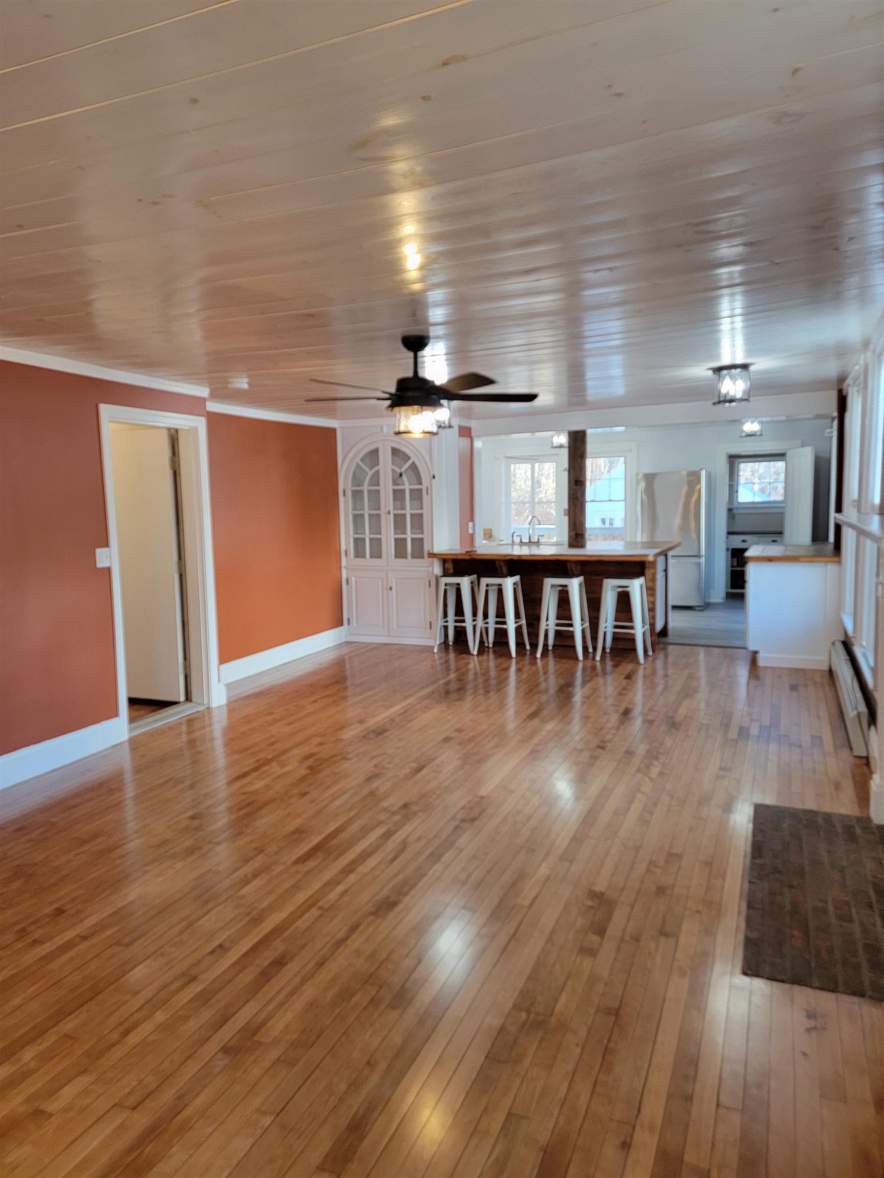 207 Silver Street Bennington, VT 05201 - Photo 19 of 58