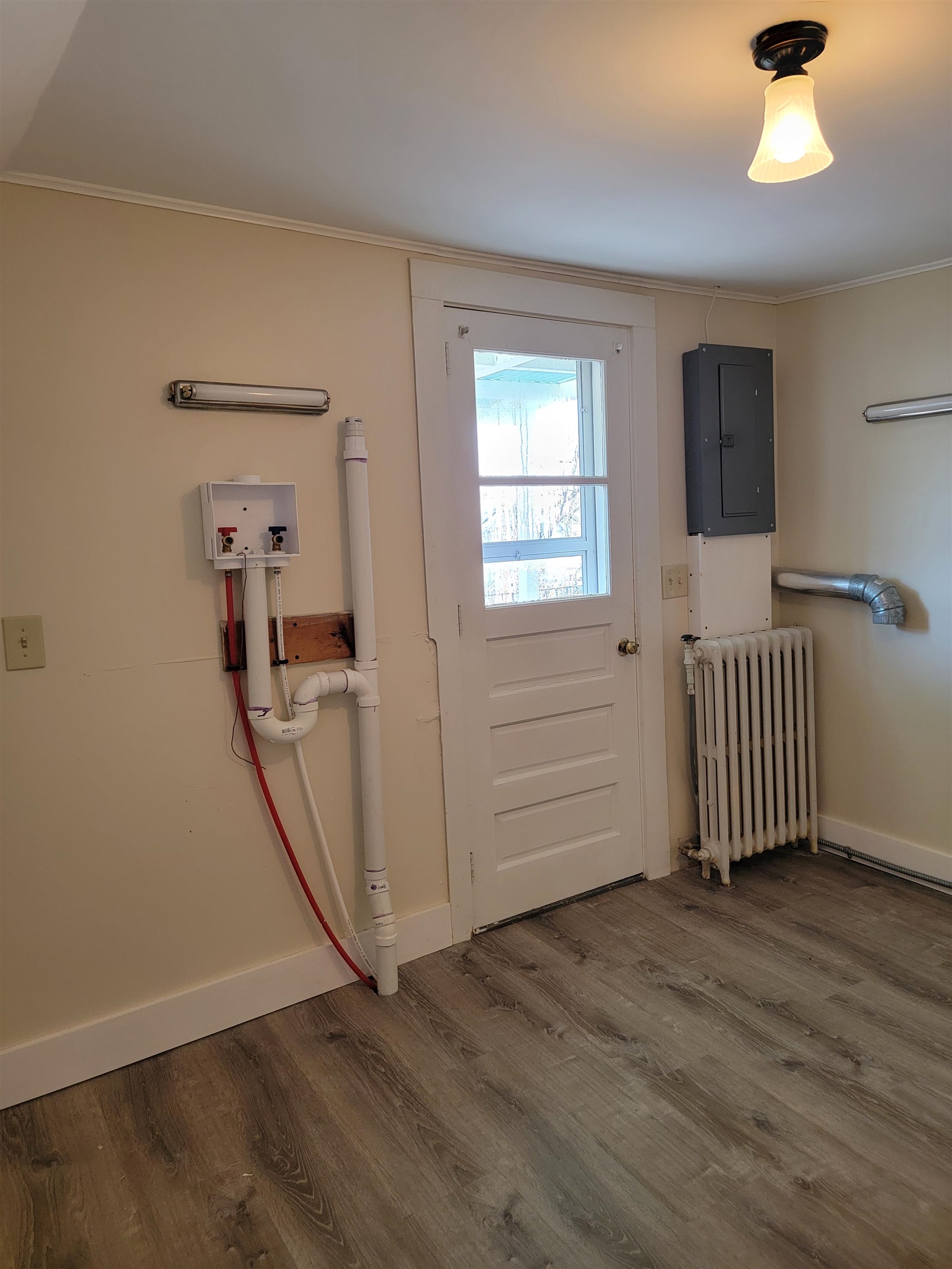 207 Silver Street Bennington, VT 05201 - Photo 31 of 58