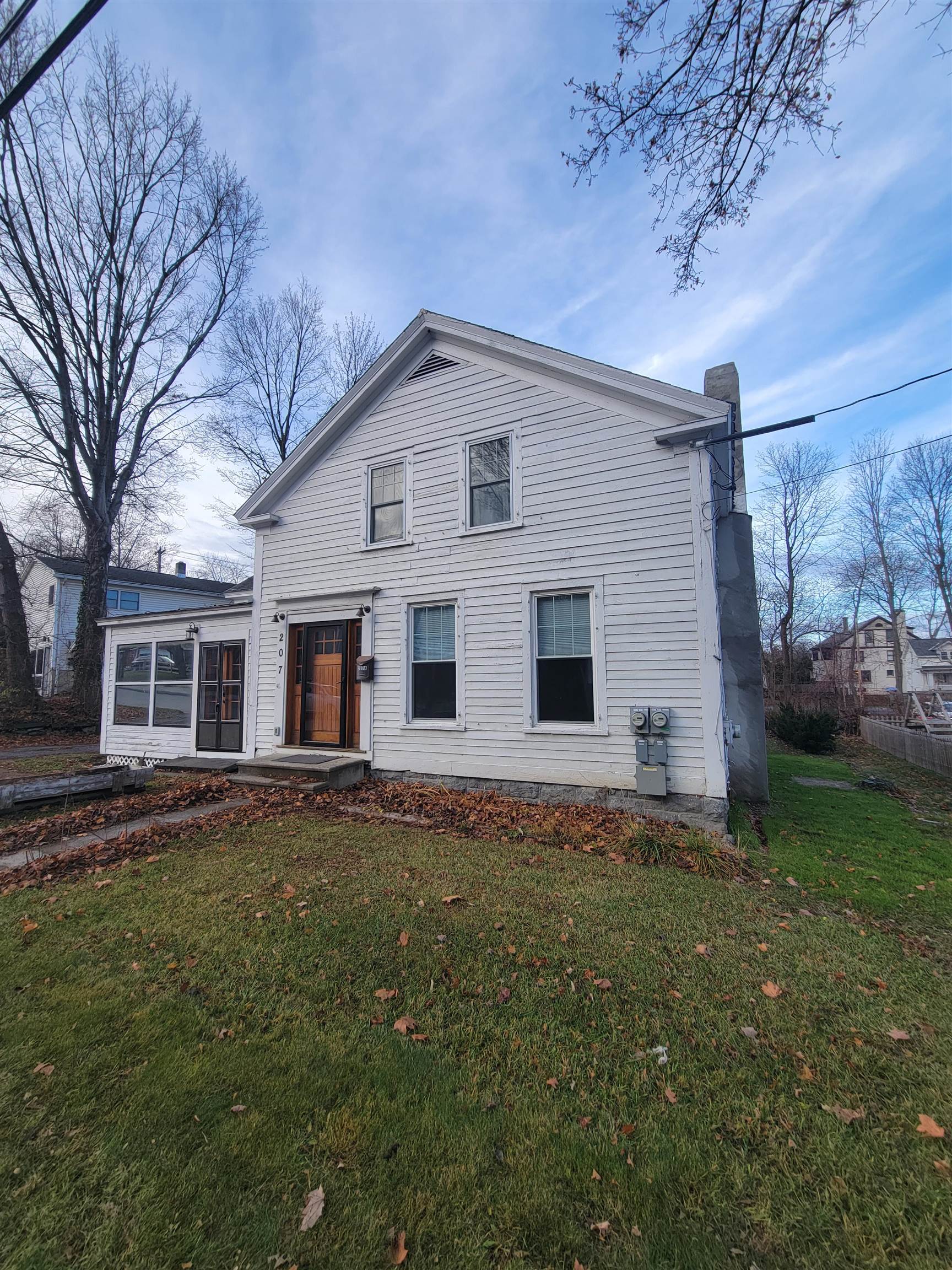 207 Silver Street Bennington, VT 05201 - Photo 4 of 58