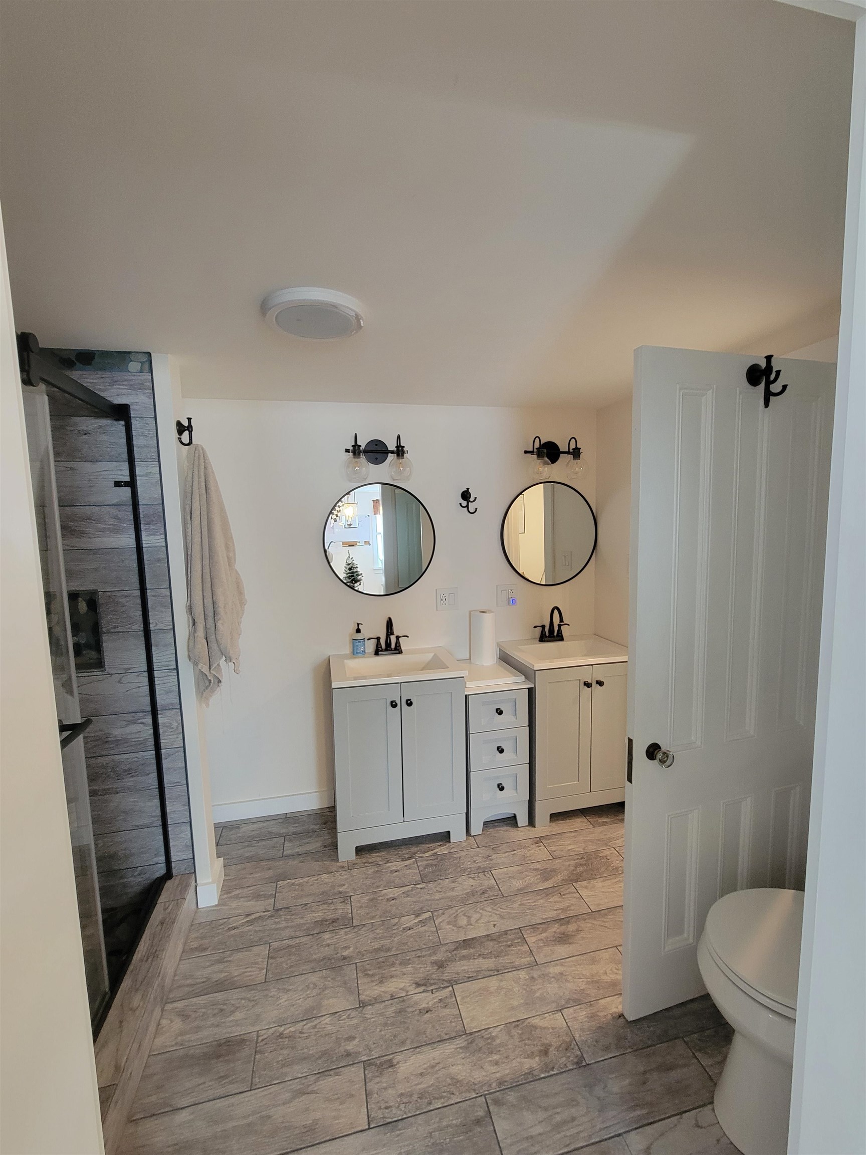 207 Silver Street Bennington, VT 05201 - Photo 49 of 58