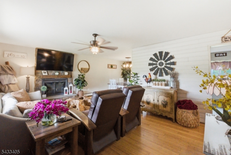 77 Decker Pond Road Andover, NJ 07821 - Photo 7 of 33