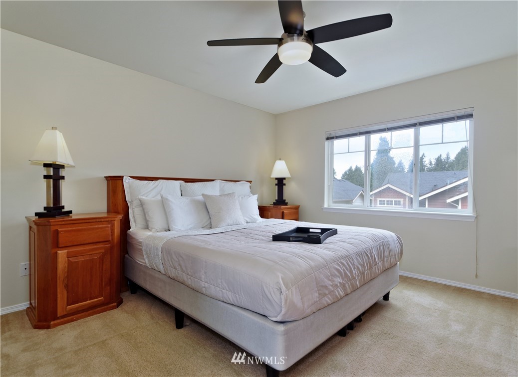 3815 Northeast 14th Place Renton, WA 98056 - Photo 16 of 19 Gallery Image 16