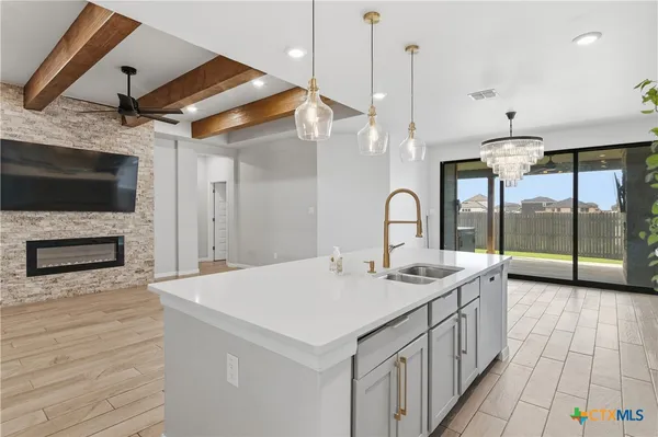 $2,500 | 3809 Donald Drive, Seguin, TX 78155