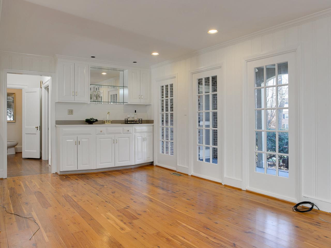 2114 White Oak Road Raleigh, NC 27608 - Photo 8 of 30 Photo 8