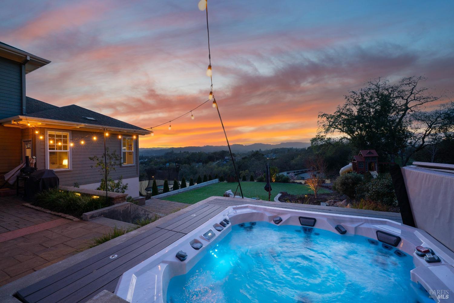 235 Clear Ridge Drive Healdsburg, CA 95448 - Photo 26 of 39