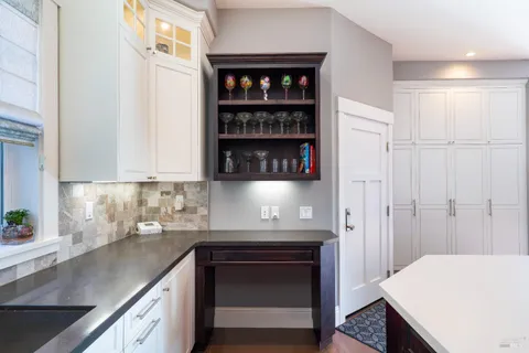 $2,995,000 | 235 Clear Ridge Drive, Healdsburg, CA 95448