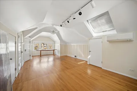 $1,675,000 | 829 Elmwood Avenue, Wilmette, IL 60091