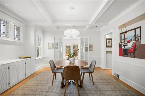 $1,675,000 | 829 Elmwood Avenue, Wilmette, IL 60091