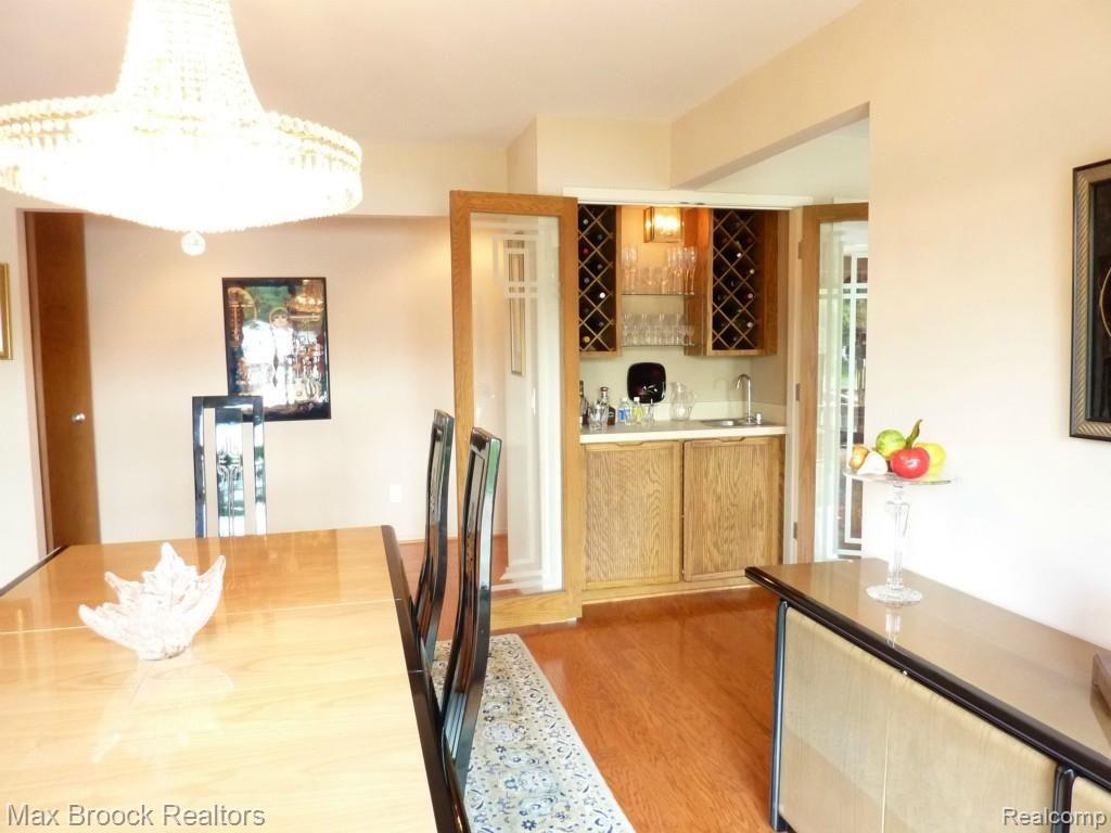 3959 Shellmarr Lane Bloomfield Hills, MI 48302 - Photo 32 of 86 Open Wet Bar