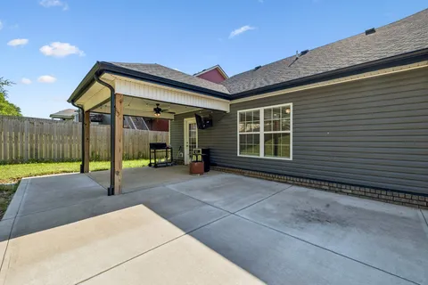 $369,900 | 803 Lillian Grace Drive, Clarksville, TN 37043