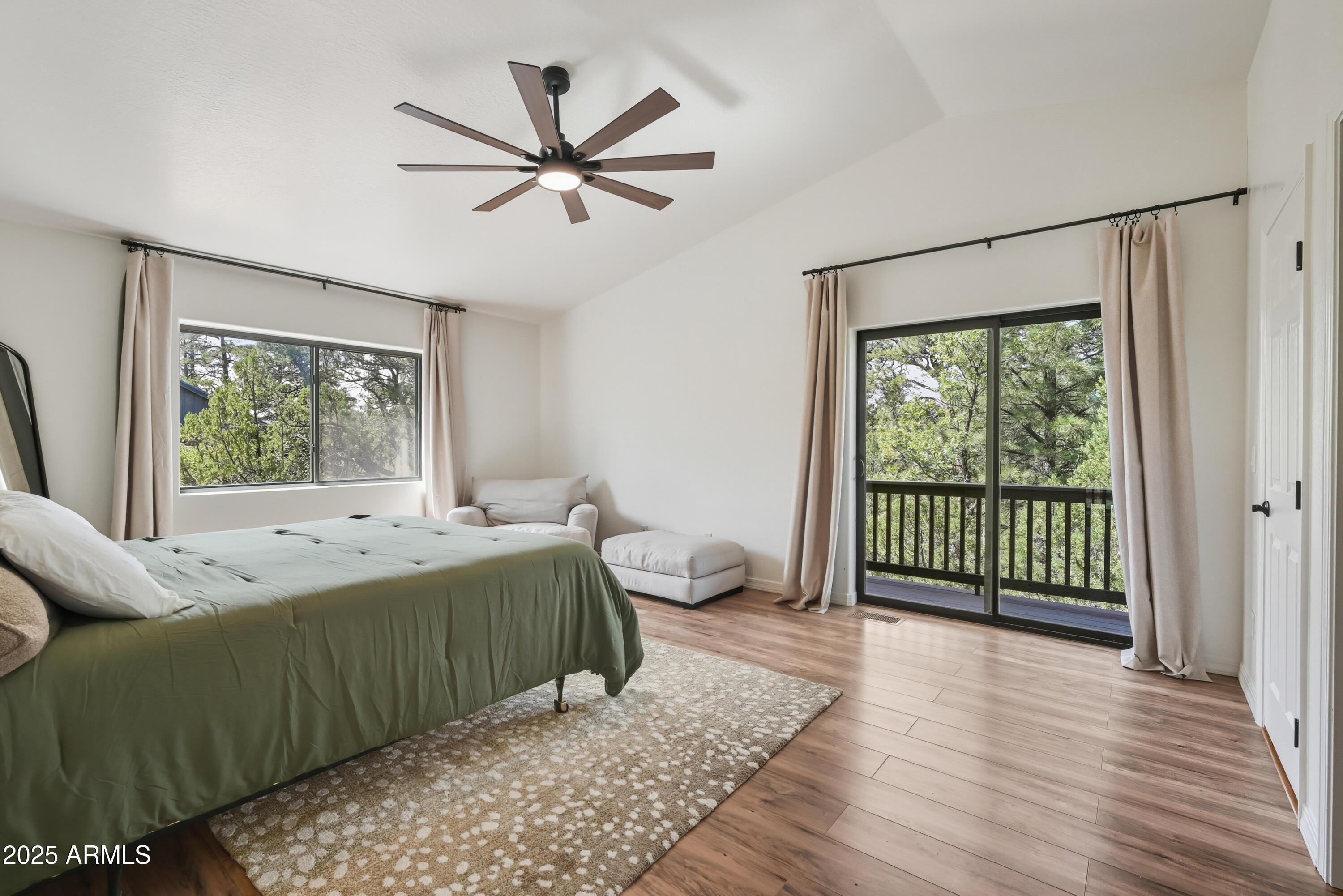 2688 Deer Path Happy Jack, AZ 86024 - Photo 21 of 45 Master bdrm