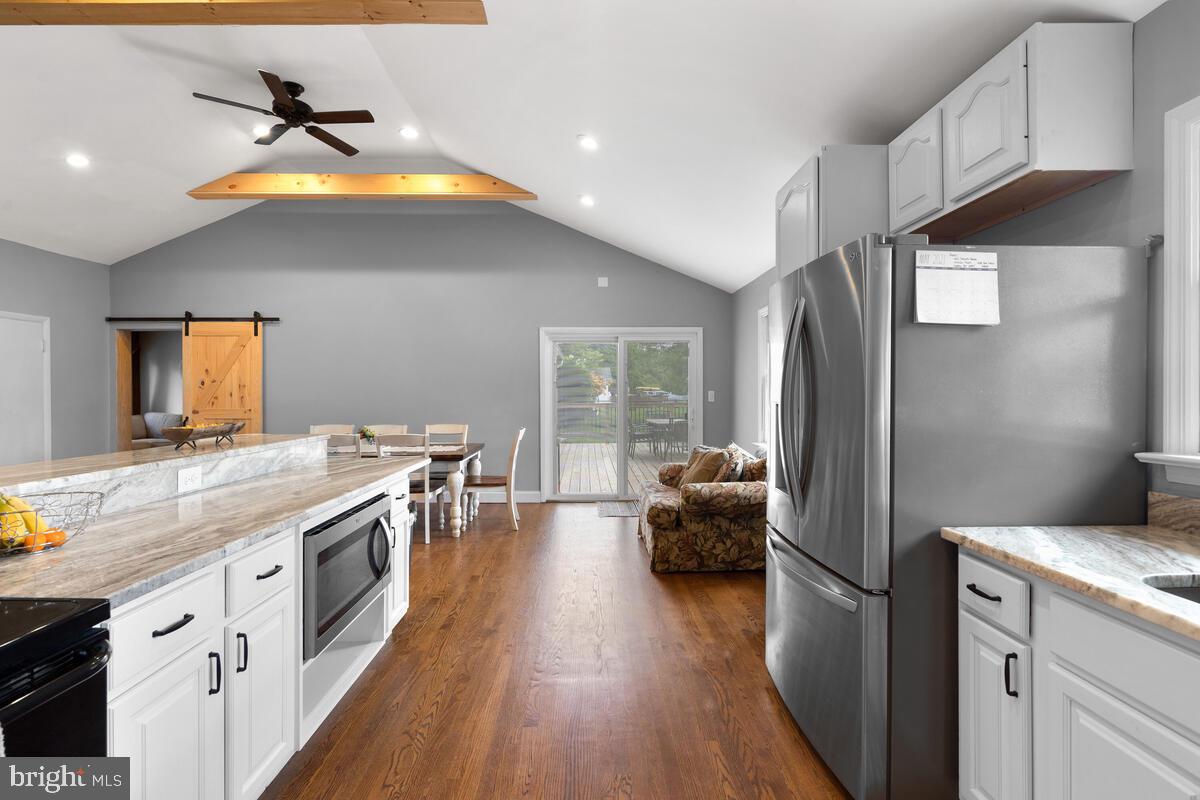 499 Evergreen Mills Road Leesburg, VA 20175 - Photo 17 of 51 Kitchen