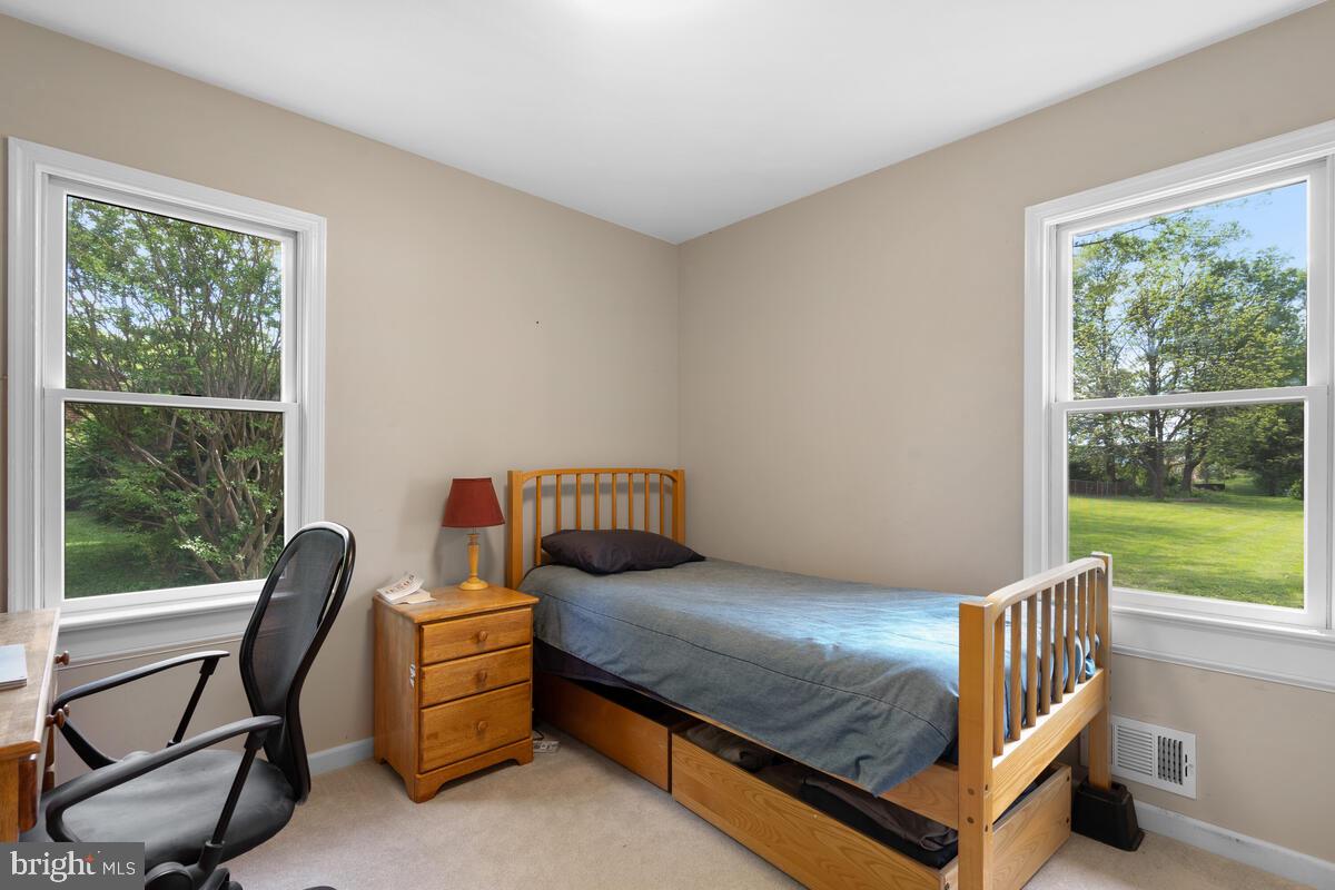 499 Evergreen Mills Road Leesburg, VA 20175 - Photo 31 of 51 Bedroom 2