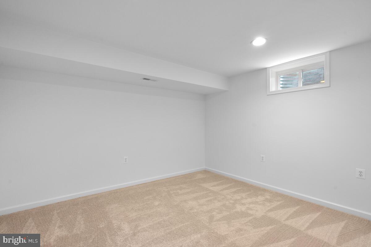 499 Evergreen Mills Road Leesburg, VA 20175 - Photo 39 of 51 Other Room 1