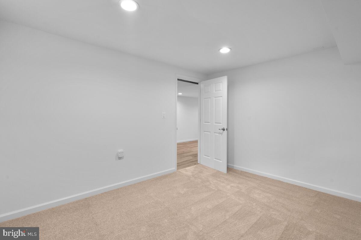 499 Evergreen Mills Road Leesburg, VA 20175 - Photo 40 of 51 Other Room 2