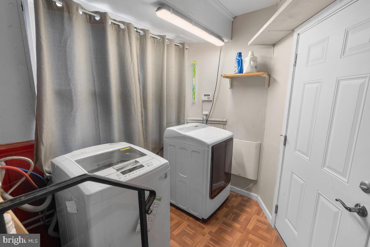 499 Evergreen Mills Road Leesburg, VA 20175 - Photo 41 of 51 Laundry