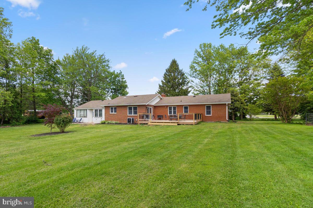 499 Evergreen Mills Road Leesburg, VA 20175 - Photo 44 of 51 Backyard