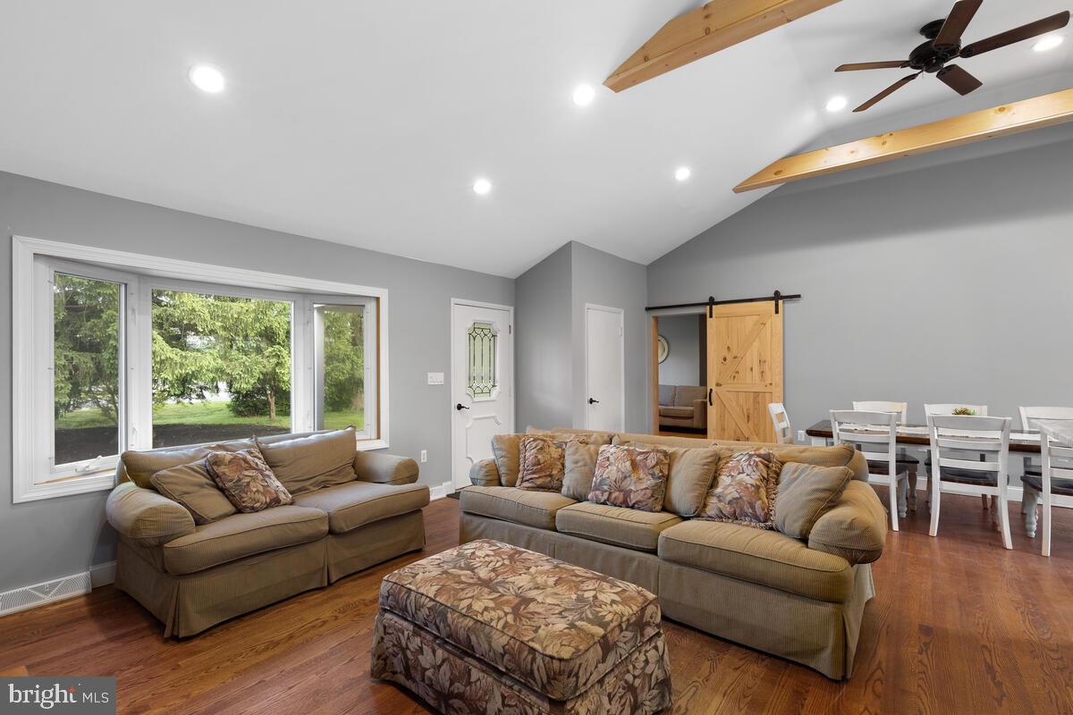 499 Evergreen Mills Road Leesburg, VA 20175 - Photo 8 of 51 Family Room