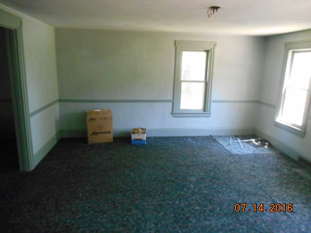 2697 North Unity Road Lena, IL 61048 - Photo 11 of 16 an empty room with windows