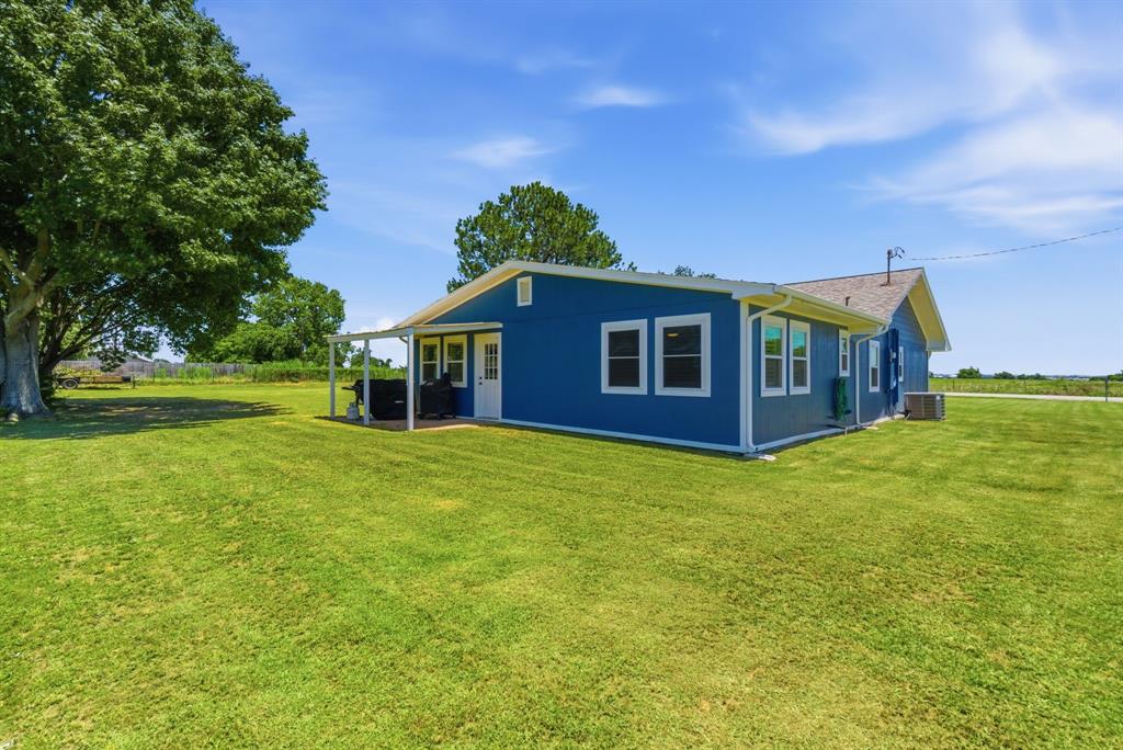 1198 Poe Prairie Road Millsap, TX 76066 - Photo 29 of 35
