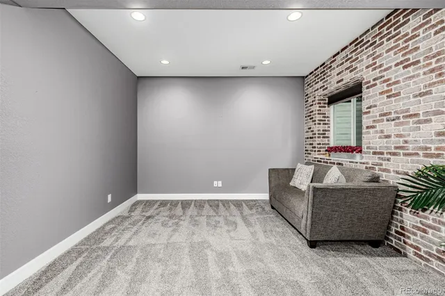 $900,000 | 6552 South Biloxi Way, Aurora, CO 80016