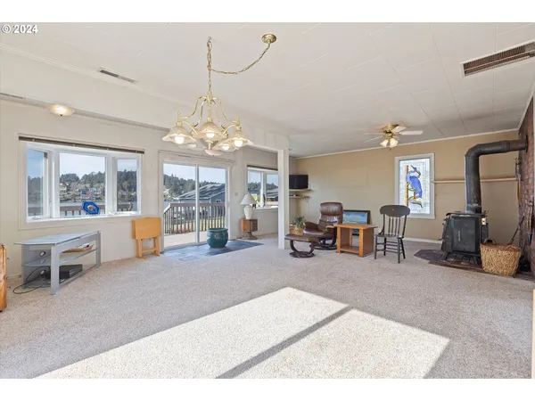 $839,000 | 3770 Northeast 12th Street, Otis, OR 97368