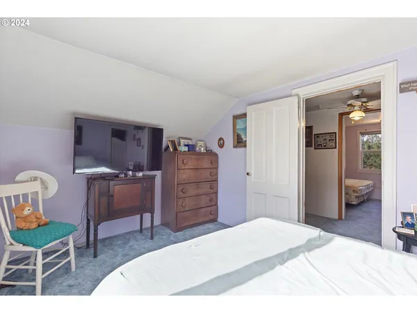 $839,000 | 3770 Northeast 12th Street, Otis, OR 97368