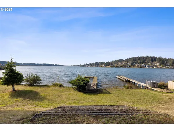 $839,000 | 3770 Northeast 12th Street, Otis, OR 97368