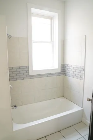 $2,500 | 154 North Lamon Avenue, Unit 2, Chicago, IL 60644