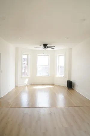 $2,500 | 154 North Lamon Avenue, Unit 2, Chicago, IL 60644