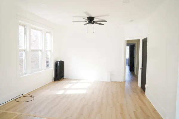 $2,500 | 154 North Lamon Avenue, Unit 2, Chicago, IL 60644