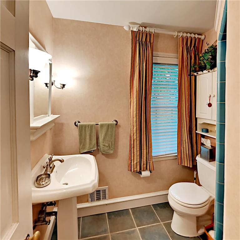 30 Newgate Road Pittsburgh, PA 15202 - Photo 11 of 25 Gallery Image 11