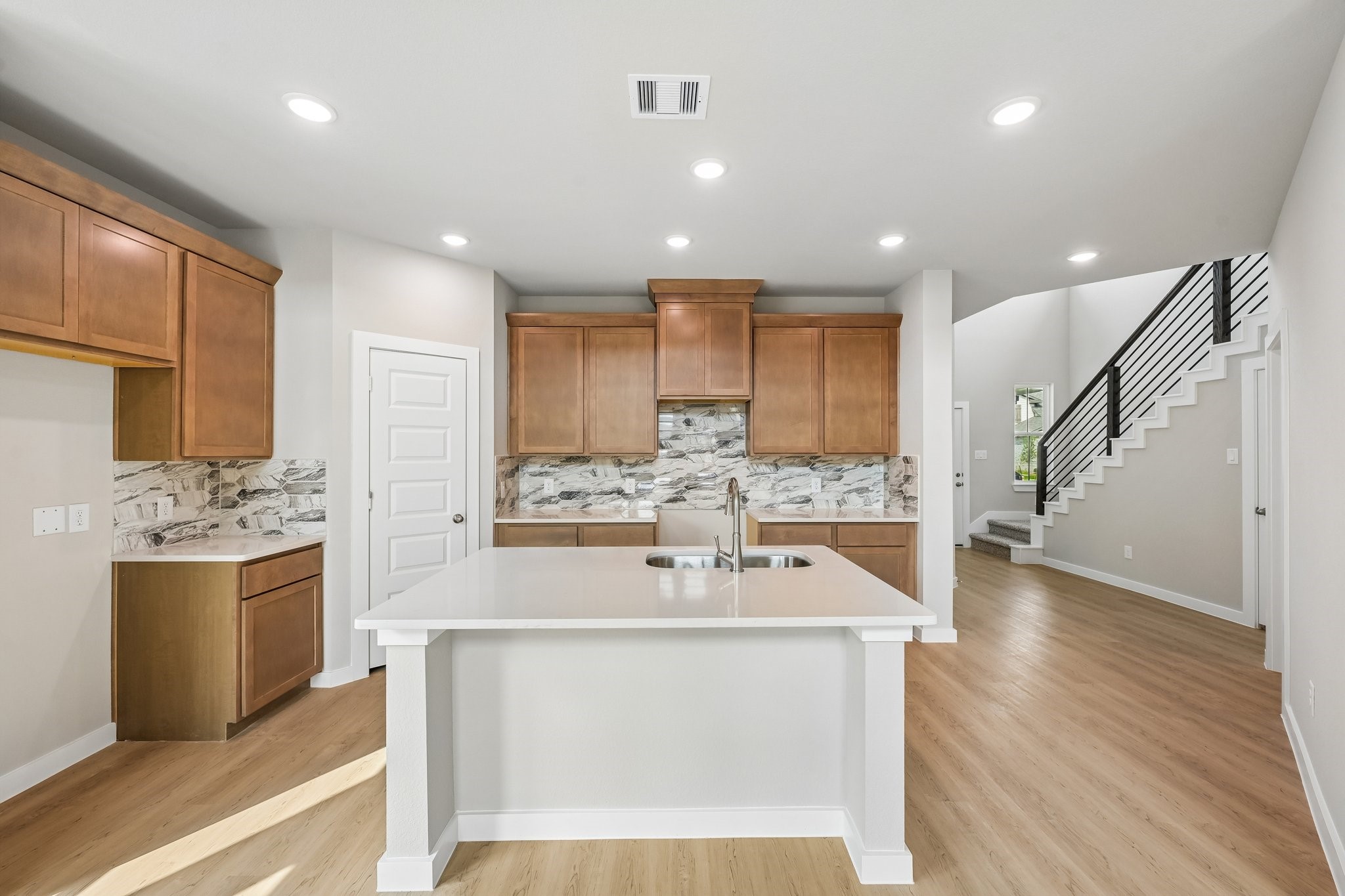 16875 Needlepoint Drive Conroe, TX 77302 - Photo 9 of 21