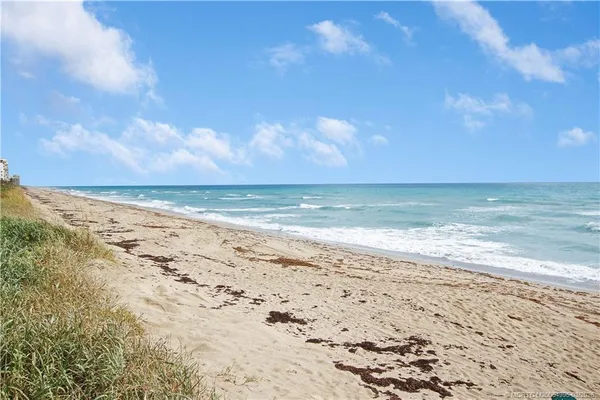 $2,650 | 9950 South Ocean Drive, Unit 301, Jensen Beach, FL 34957