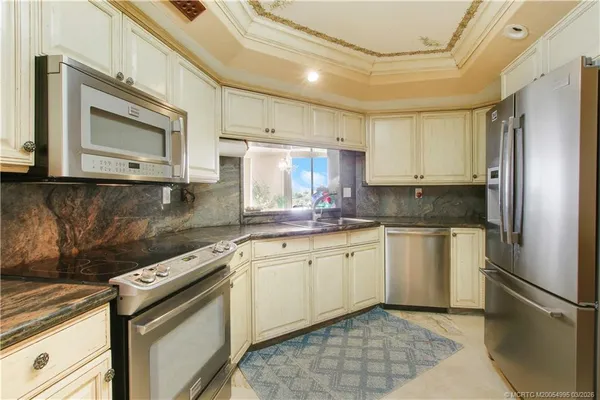 $2,650 | 9950 South Ocean Drive, Unit 301, Jensen Beach, FL 34957