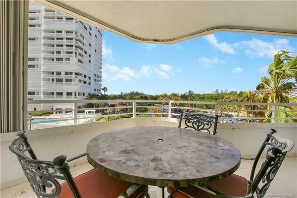 $2,650 | 9950 South Ocean Drive, Unit 301, Jensen Beach, FL 34957