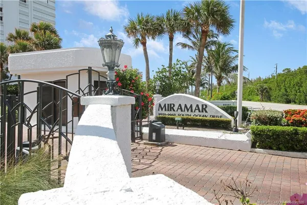$2,650 | 9950 South Ocean Drive, Unit 301, Jensen Beach, FL 34957