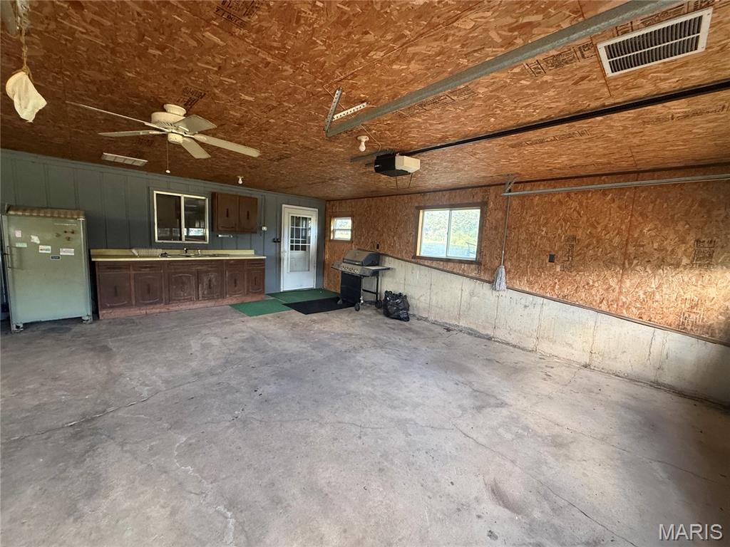 190 Airport Road Iberia, MO 65486 - Photo 19 of 31