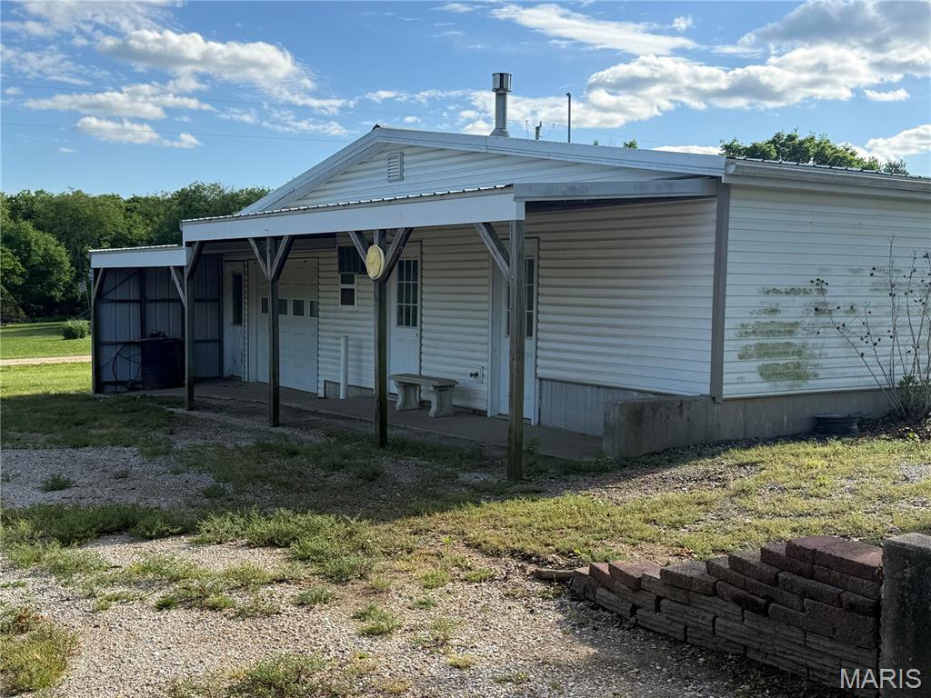 190 Airport Road Iberia, MO 65486 - Photo 22 of 31