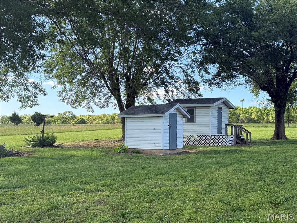 190 Airport Road Iberia, MO 65486 - Photo 28 of 31