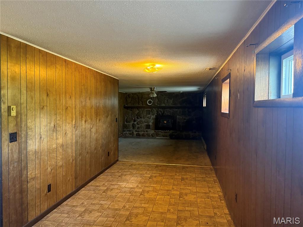 190 Airport Road Iberia, MO 65486 - Photo 5 of 31