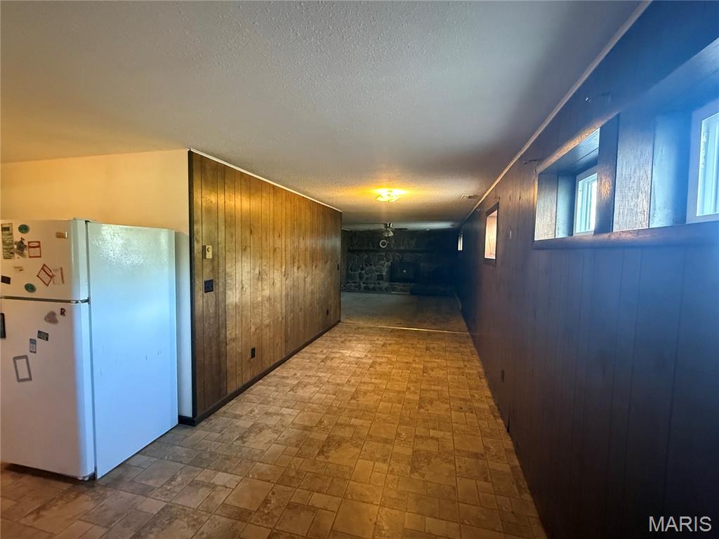 190 Airport Road Iberia, MO 65486 - Photo 6 of 31