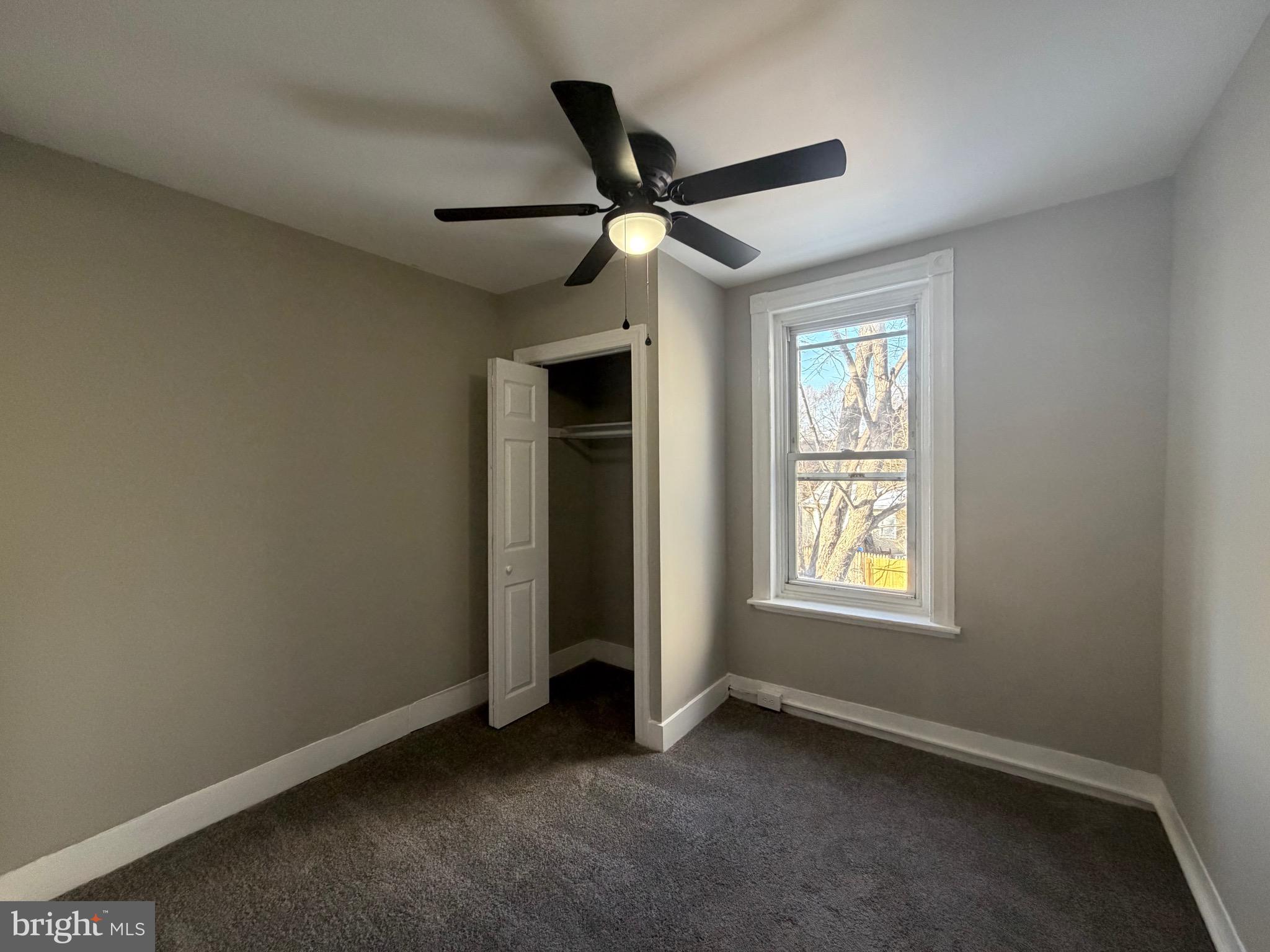 425 Viola Street Camden, NJ 08104 - Photo 12 of 15