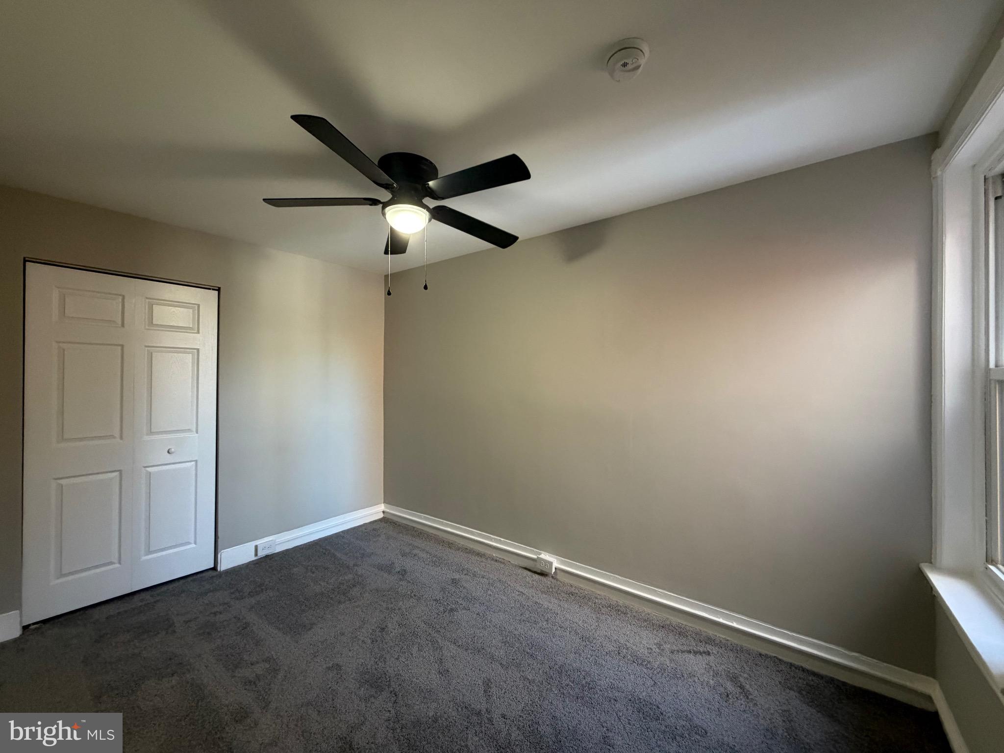 425 Viola Street Camden, NJ 08104 - Photo 13 of 15