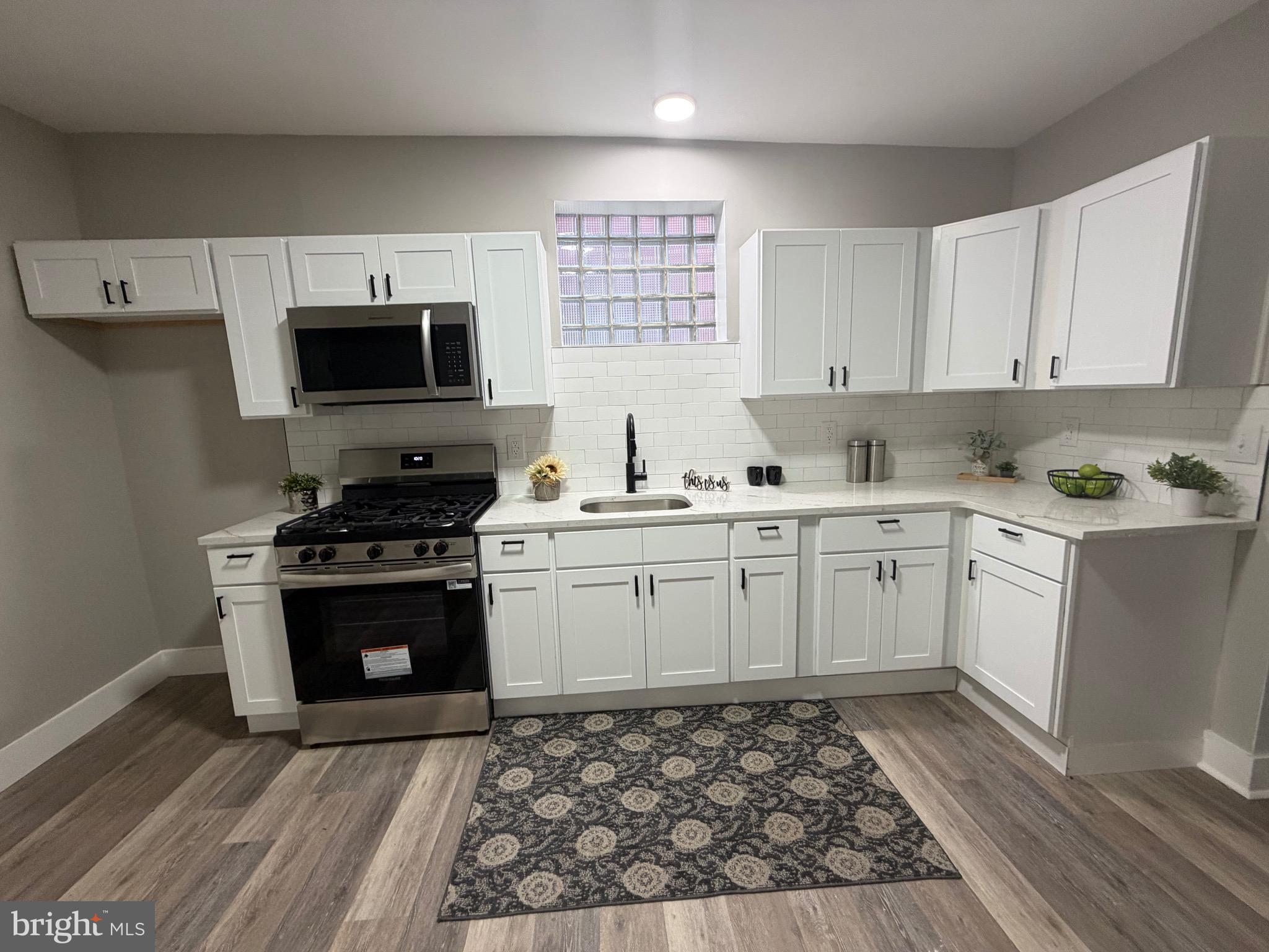 425 Viola Street Camden, NJ 08104 - Photo 7 of 15