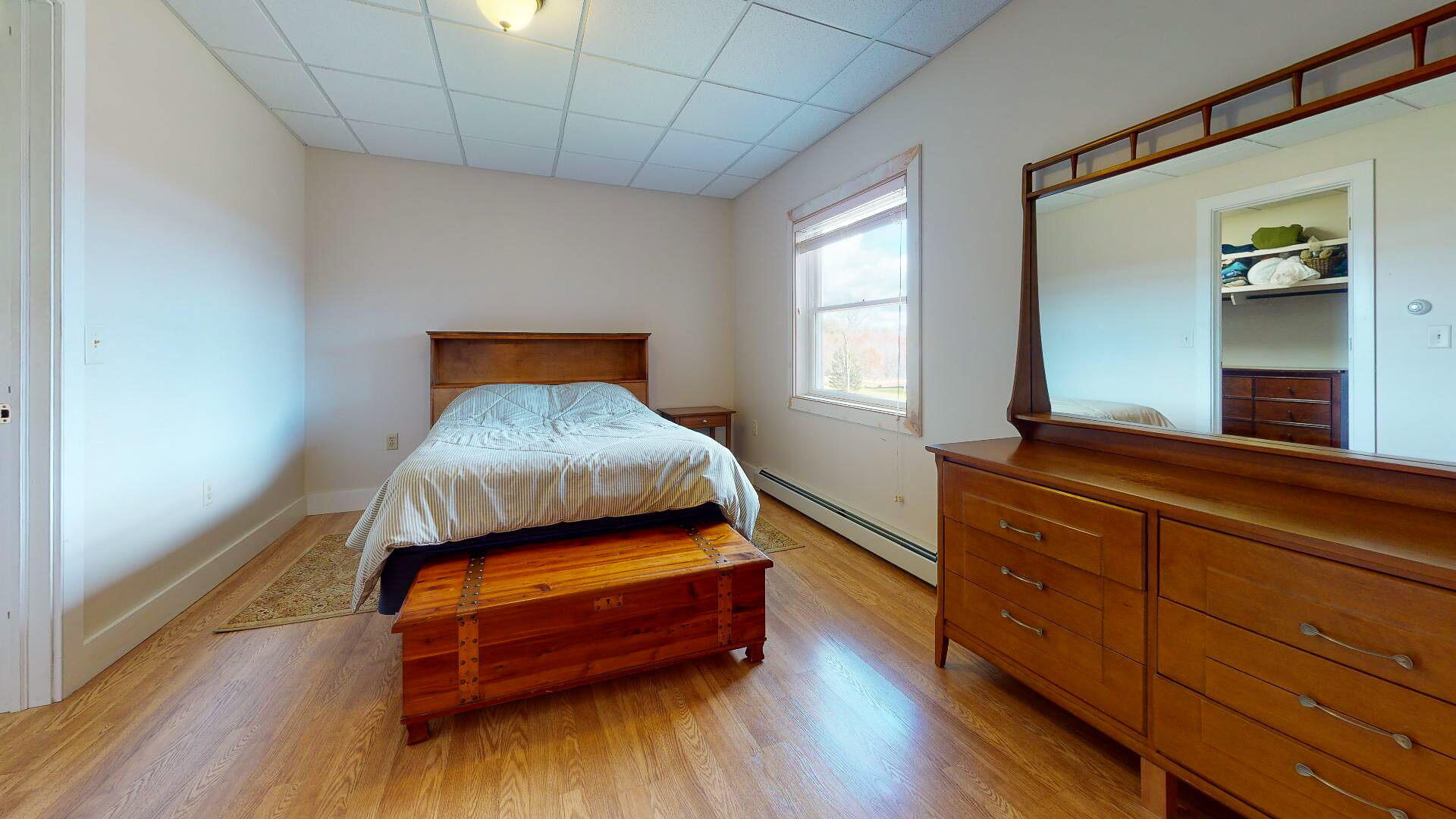 1133 Highway 32 Round Pond, ME 04564 - Photo 35 of 38 In-law bedroom suite