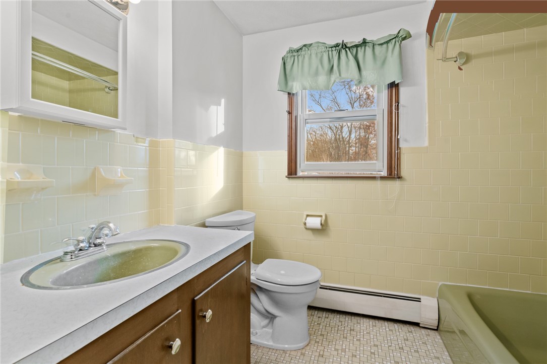 91 Bear Hill Road Cumberland, RI 02864 - Photo 17 of 35 Gallery Image 17