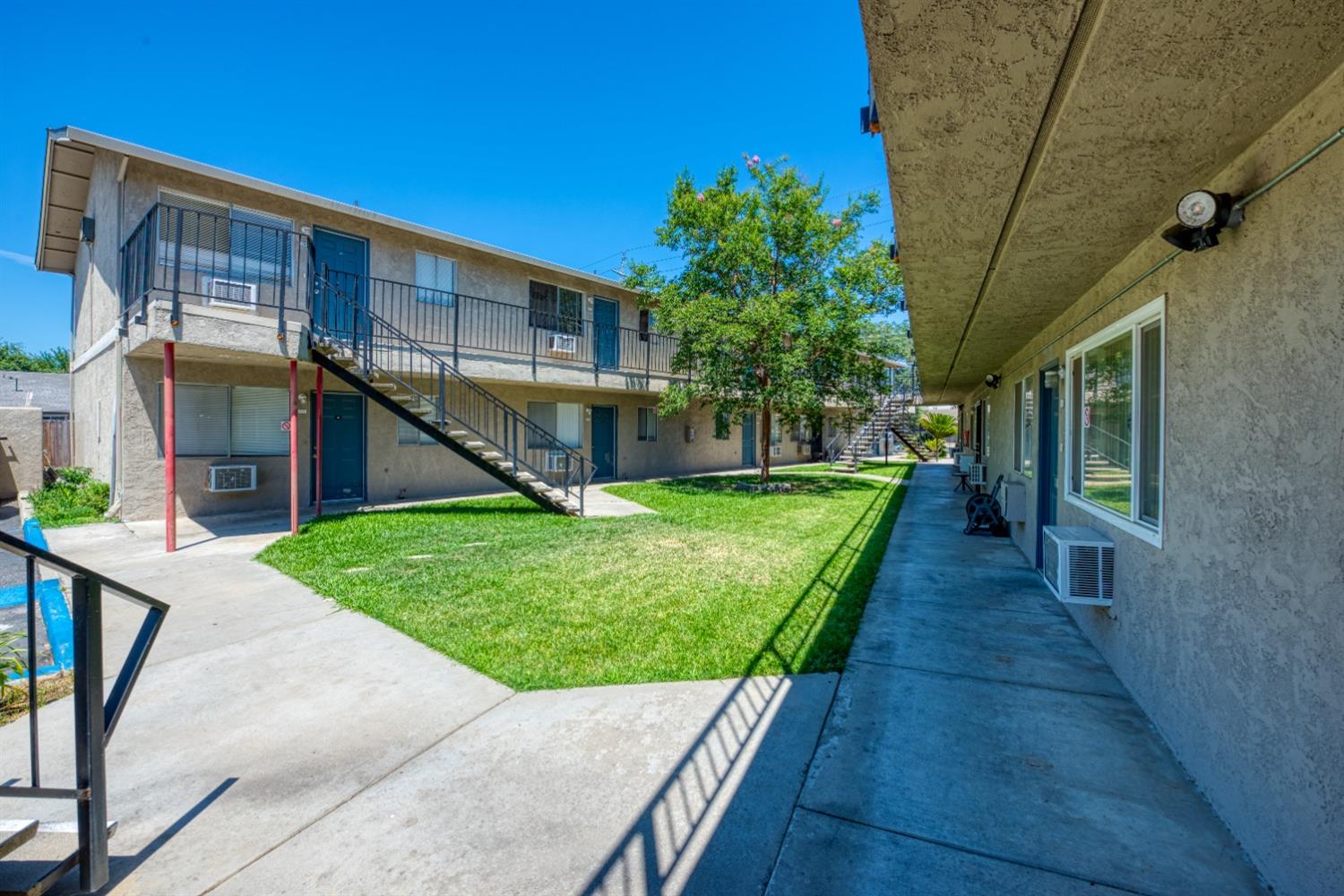 431 Coffee Road Modesto, CA 95355 - Photo 11 of 39