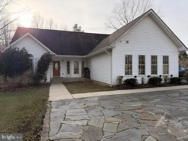 $599,999 | 4660 Clayton Road, Waldorf, MD 20601