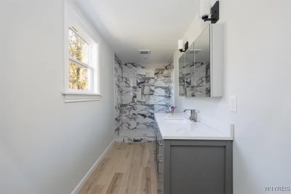 $385,000 | 9189 Burlingham Road, Holland, NY 14080